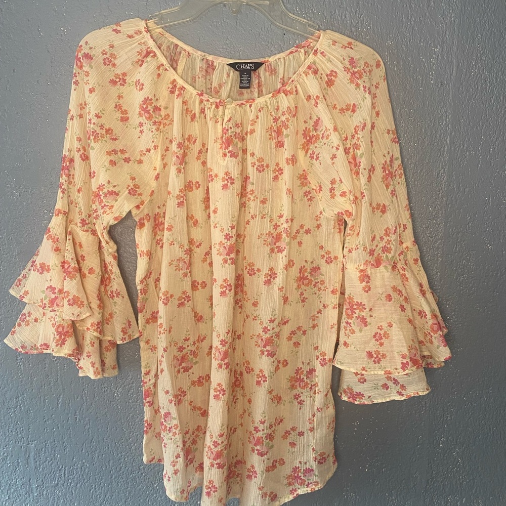 Blouse , with pink flowers